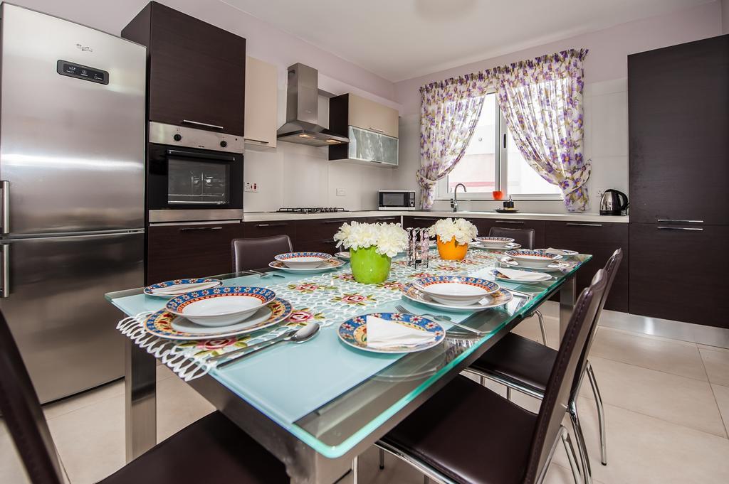 The Waves Apartment Marsaxlokk Quarto foto