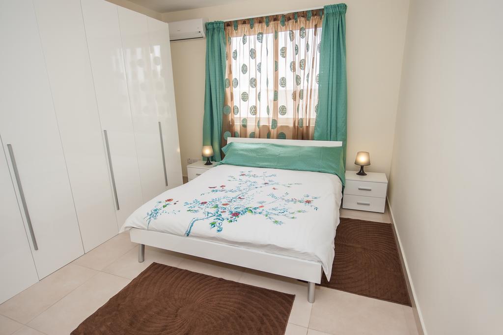 The Waves Apartment Marsaxlokk Quarto foto