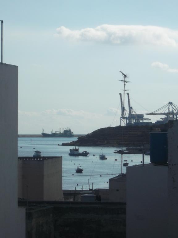 The Waves Apartment Marsaxlokk Quarto foto